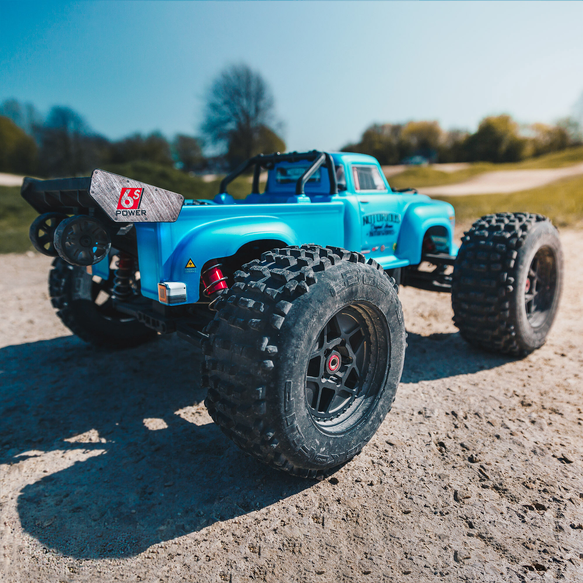 1/8 NOTORIOUS 6S 4X4 RTR Brushless Stunt Truck, Blue | ARRMA
