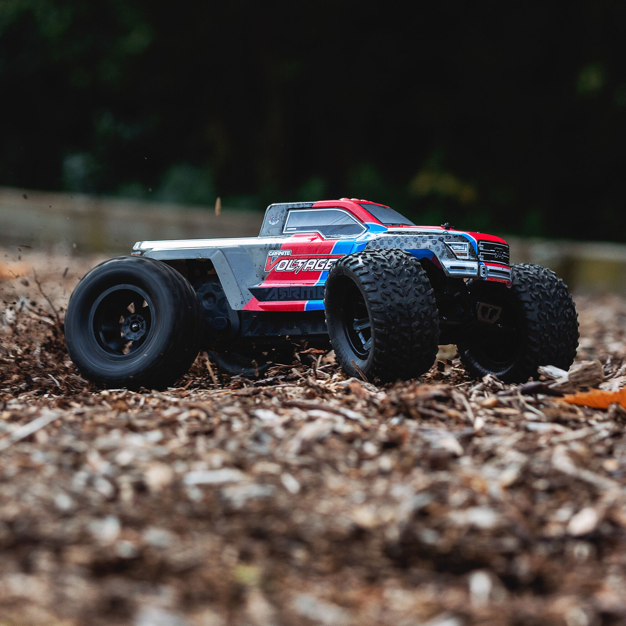 ARRMA 1/10 Granite Voltage 2WD Brushed 