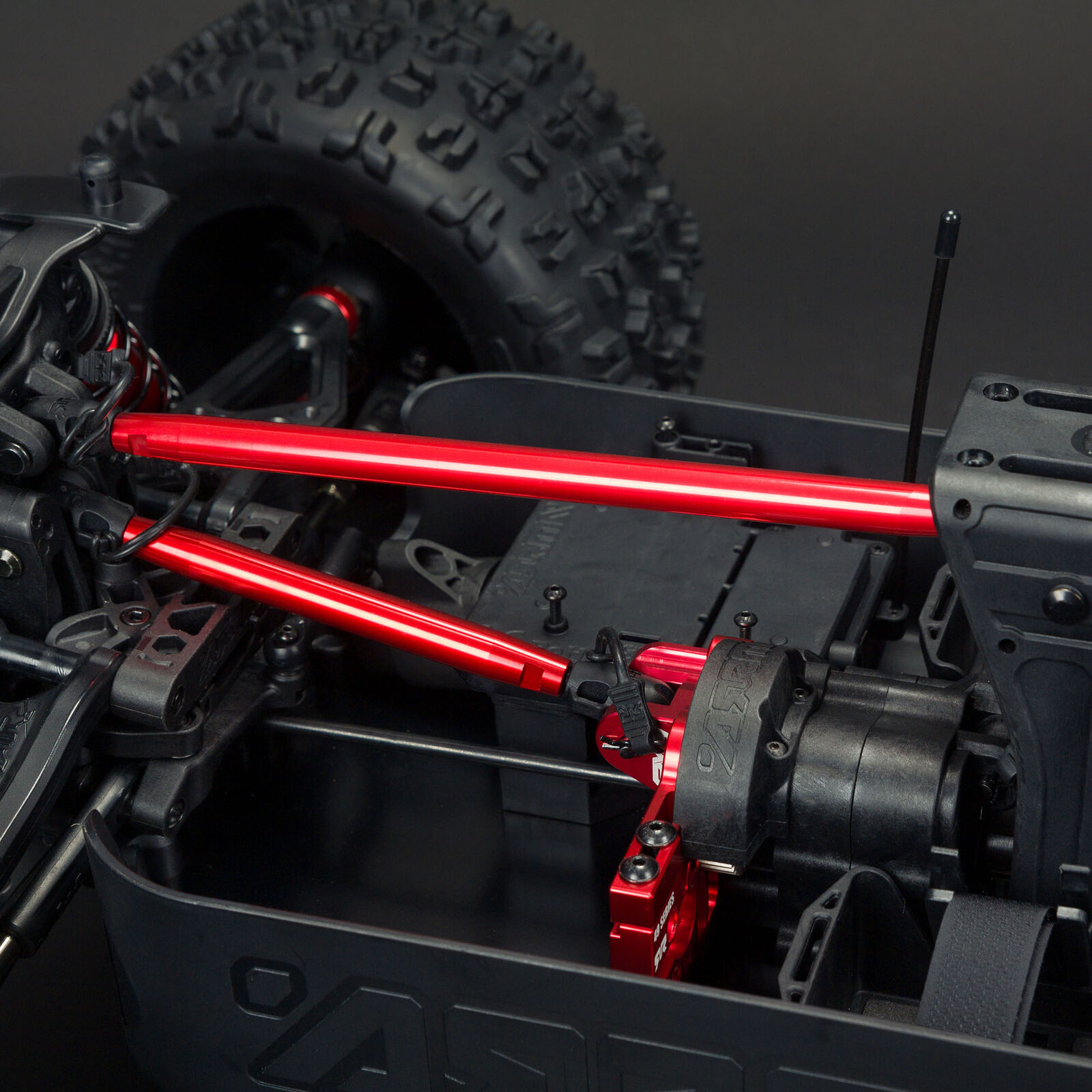 1/5 KRATON 4X4 8S BLX EXB Brushless Monster Truck RTR Black - Foto 10