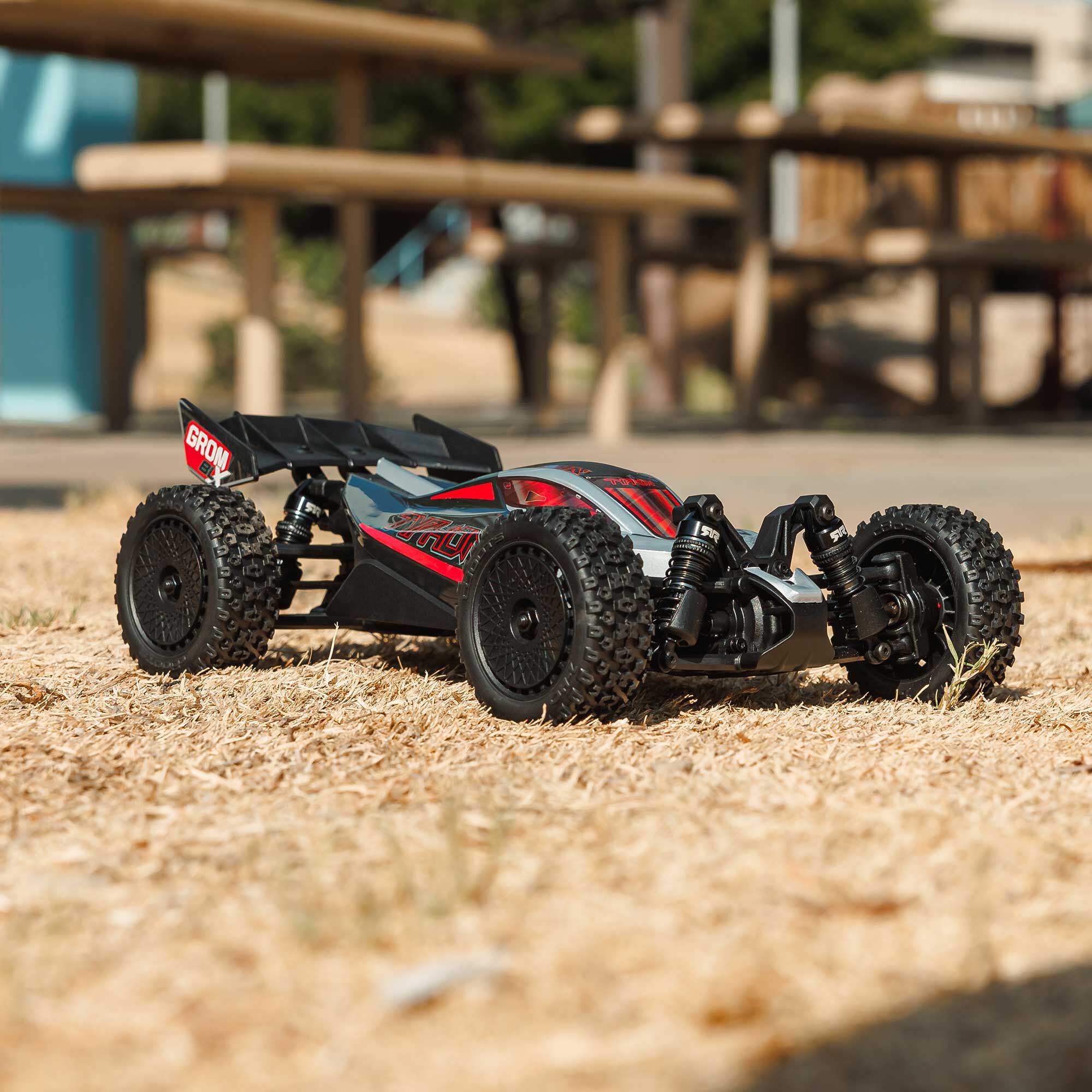 1 14 TYPHON GROM 223S DSC 4X4 RTR Brushless Buggy Silver ARRMA