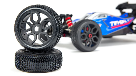 ARRMA 1/8 TYPHON 6S BLX Brushless 4WD RTR - Tires ARRMA 1/8 TYPHON 6S BLX Brushless 4WD RTR - Tires
